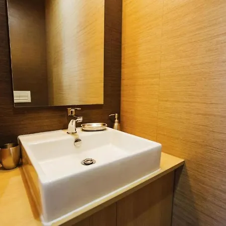 Modern * 2 Bedrooms * Pool * São Martinho do Porto