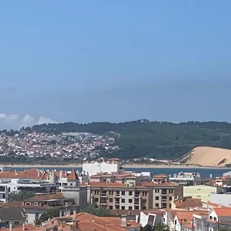 Modern * 2 Bedrooms * Pool *