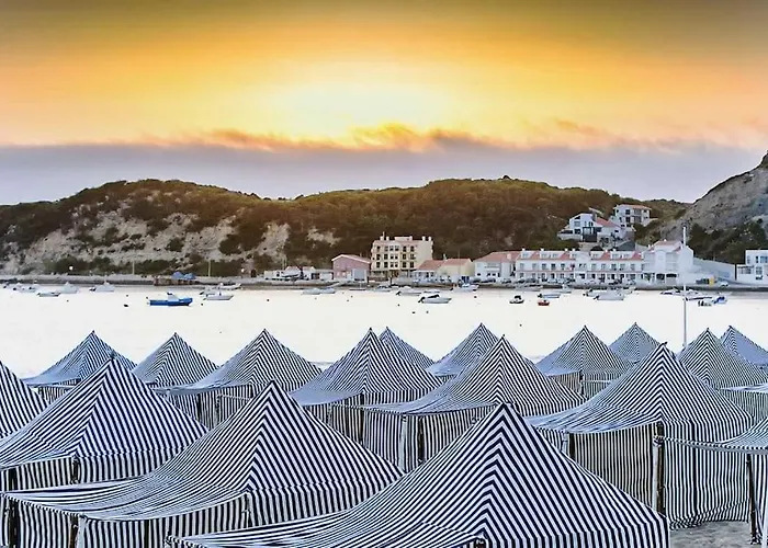 Apartamento Modern * 2 Bedrooms * Pool São Martinho do Porto